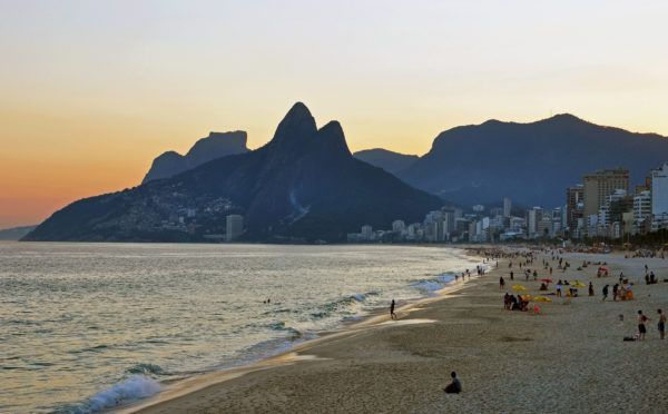 ipanema beach rio sunset